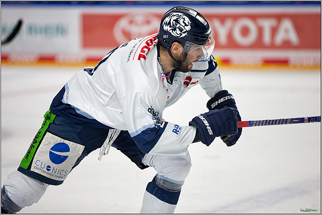 PENNY DEL;  Koelner Haie - Straubing Tigers; Koeln, 11.03.2022